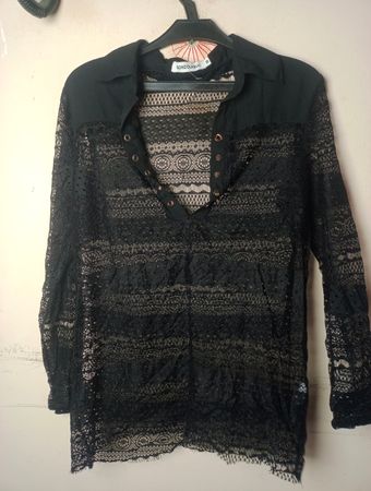 Gondolablue Schwarze Spitzenbluse