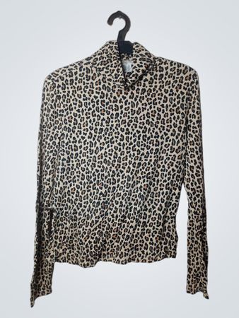 Rollkragen-Longsleeve mit Leopardenmuster