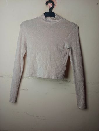 Glitzerndes Mockneck-Cropped-Top mit langen Ärmeln