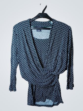 manguun collection Damen Langarmshirt