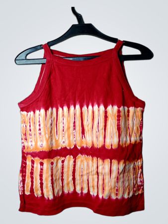 Hippichic Rotes Batik-Top ohne Ärmel