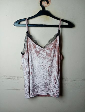 CAMAIEU Pink Velvet Spitzenbesatz Cami-Top