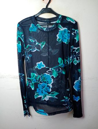 THE Mesh Floral Langarm-Top