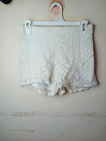 Hollister White Lace Shorts