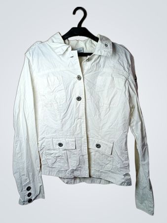 MY PROMISE" weiße Jacke mit Verzierungen