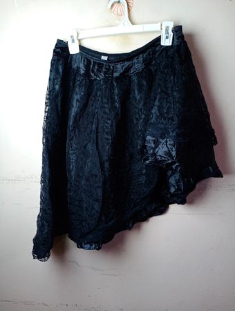 Schwarzer Spitzenrock 4XL