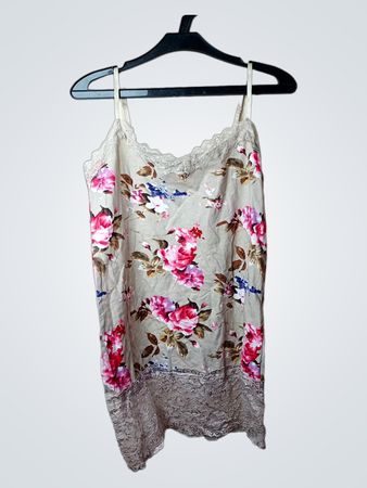 ONE LOVE Cami C Mary P Beige