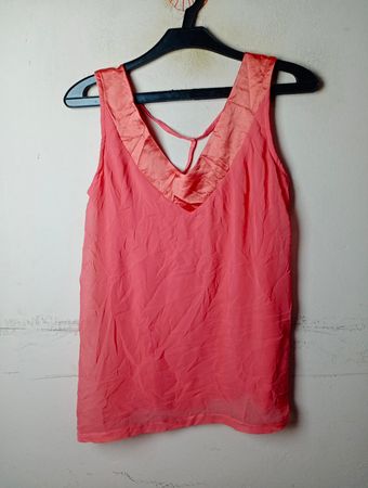 Korallenfarbenes Tanktop
