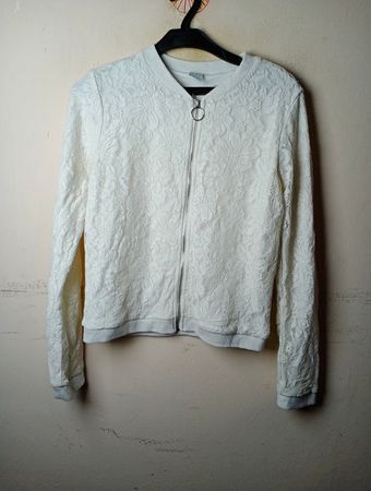 LINDEX KIDS Weiße Spitzen-Bomberjacke