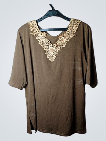 Brown T-shirt with Lace Neckline