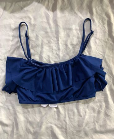 Blaues Rüschentop
