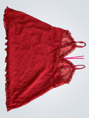 Rote durchsichtige Chemise