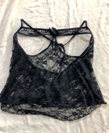 Schwarzes Spitzen-Camisole