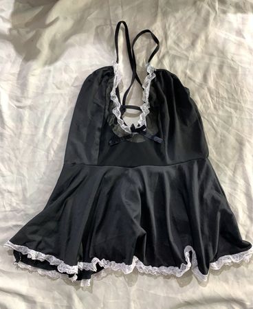 Schwarze Spitzenbesatz-Camisole