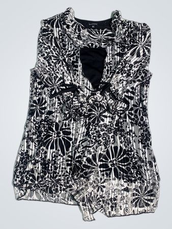 Schwarz-weißer Blusen- und Shorts-Set