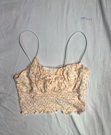 L.A. Hearts Smocked Floral Crop Top