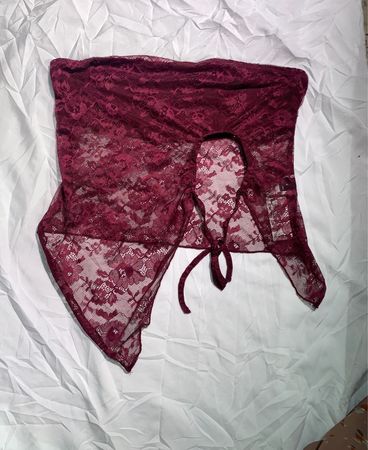 Maroon Spitzen-Haltertop