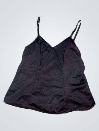 Schwarzes Trägerkleid