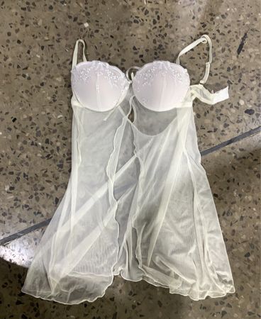 La Lingerie Weißes Transparentes Babydoll mit Spitzenkante