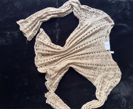gehäkelter Neckholder-Bodysuit