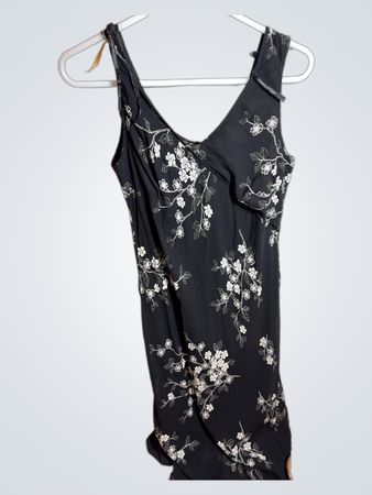 Black floral print sleeveless dress