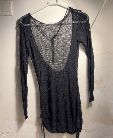 Schwarzes Strickkleid