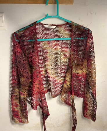 Offene Strickjacke mit Bindebändern