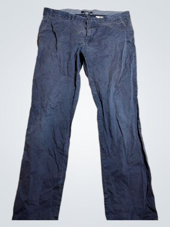 Tommy Hilfiger Tailored Fit Chinos