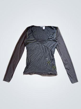 Gray Long-Sleeve Shirt