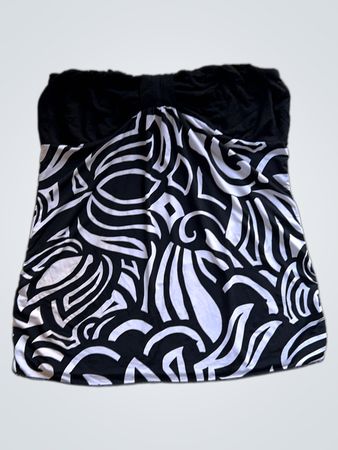 LA CITY Black and White Abstract Skirt