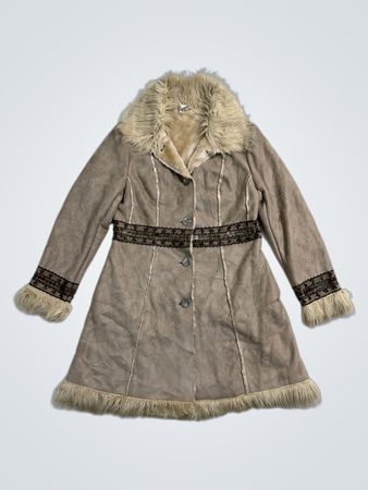 Beige faux fur trim coat with embroidered belt