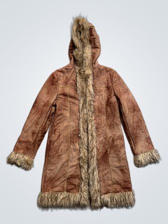 Manteau à capuche en fausse fourrure marron de la collection ouhua