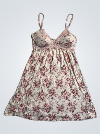 Love Lace Floral Print Chemise