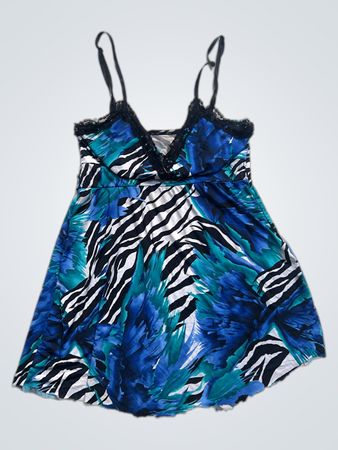 Blaues und grünes Slipkleid mit Feder- und Zebra-Print