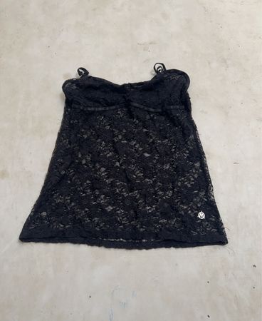Schwarze Spitzen-Camisole