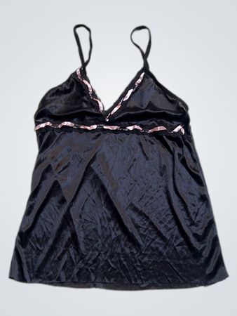 Schwarzes Satin-Cami mit pinker Einfassung