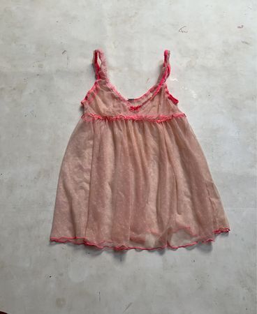 Rosa durchsichtiges Babydoll mit rosa Besatz
