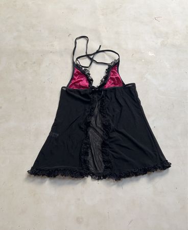 Schwarz und rosa Babydoll mit Spitzenbesatz