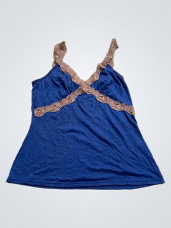 Blaue Camisole mit brauner Spitze und Größenetikett M