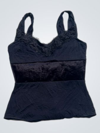 Schwarzes Tanktop mit Samt- und Spitzen-Detail