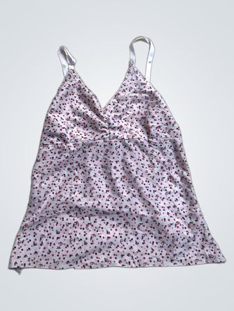 Weiße Camisole mit rosa Blumenmuster