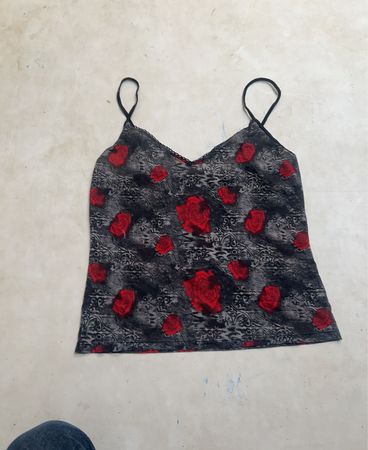 Cami-Top mit Rosenmuster