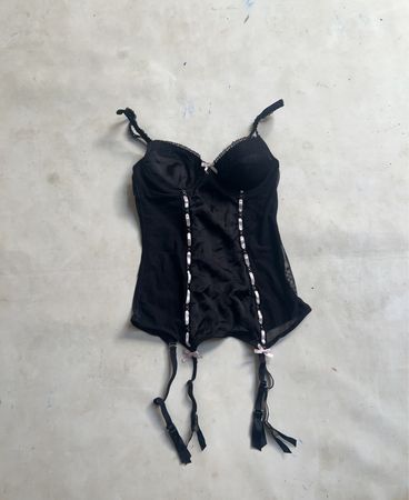 Intimissimi Schwarzes Korsett mit Strapsen
