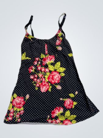 Schwarzes Trägerhemd mit weißen Punkten und Blumenmuster