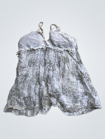 Weißes Camisole-Top mit Blumenmuster