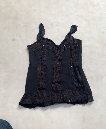 Schwarzes verziertes Tanktop
