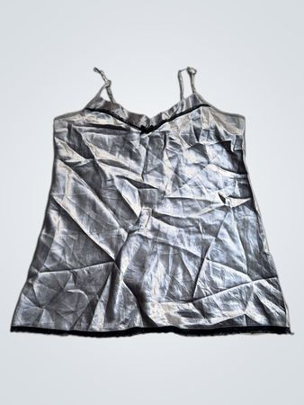 Satin-Midikleid mit Spitzensaum