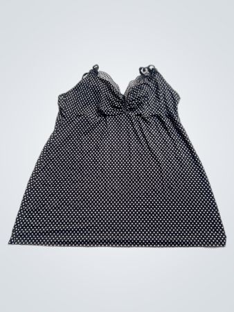 Schwarz-weiß gepunktetes Camisole mit Spitzensaum