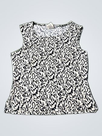 Jonathan Martin Women's Black and White Floral Blouse