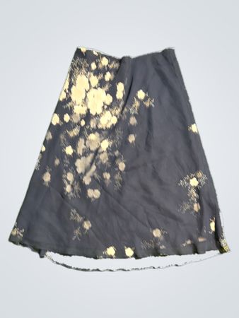 EQUAL CORNER Floral Skirt